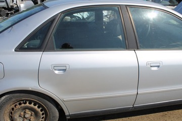 AUDI A4 B5 97-01 FACELIFT SEDAN LY7M DVEŘE PRAVÉ PRAVÝ ZADNÍ