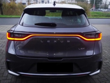 Lexus LBX 1.5 Hybrid 136KM 2025 Od ręki - Elegant 1.5 Hybrid 136KM | Czarna tapicerka!, zdjęcie 2