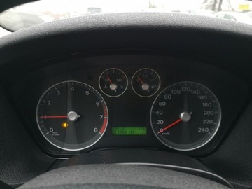 Ford Focus II Hatchback 5d 2.0 Duratec 145KM 2005 Ford Focus 2.0 16v 145KM Klimatr Xenony Skóra Alu, zdjęcie 12