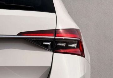 Skoda Superb III Kombi Facelifting 1.5 TSI 150KM 2021 Skoda Superb Hak Matrix-LED Navi El. klapa Czujniki Salon PL FVAT23, zdjęcie 10