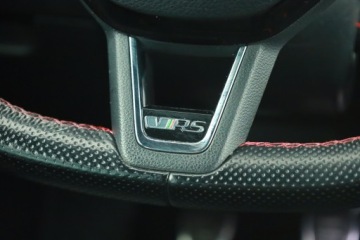 Skoda Octavia III RS Kombi 2.0 TDI 184KM 2016 Skoda Octavia RS 2.0 TDI, 1. Właściciel, 181 KM, zdjęcie 16