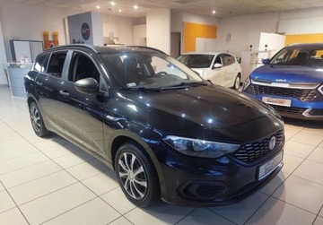 Fiat Tipo II Station Wagon 1.6 E-Torq 110KM 2018 Fiat Tipo 1.6 Benzyna 110KM, zdjęcie 2