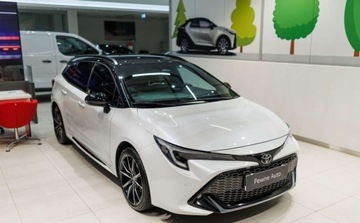 Toyota Corolla XII TS Kombi Facelifting 2.0 Hybrid Dynamic Force 196KM 2023 Toyota Corolla 2.0 Hybrid GR Sport Dynamic 2.0 Hybryda 197KM, zdjęcie 3