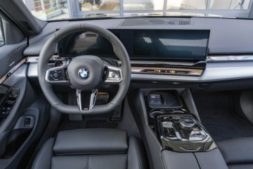 BMW Seria 5 G90-91 Touring 2.0 520d 197KM 2026 BMW 520 xDrive Limuzyna - Dostępny od ręki!, zdjęcie 15