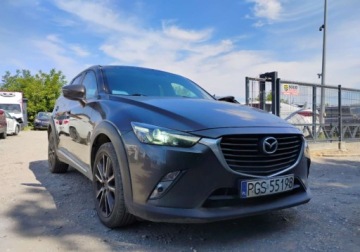 Mazda CX-3 2017 Mazda CX-3 2017r, Salonowa. 1.5 Diesel. Uszkodzony dach. Poobijany. Jezdzi, zdjęcie 1