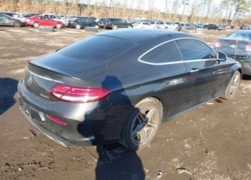 Mercedes Klasa C W205 Coupe Facelifting 2.0 300 258KM 2019 Mercedes-Benz Klasa C MERCEDES-BENZ C 300 4MATIC 2.0 Benzyna 259KM, zdjęcie 2