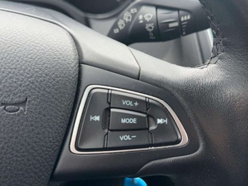 Ford Focus III Kombi Facelifting 1.5 TDCi 120KM 2015 Ford Focus TDCi 120KM Trend Klimatyzacja Niski przebieg ISOFIX 1.5, zdjęcie 16