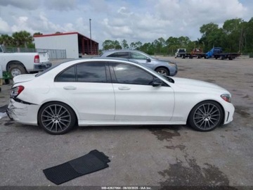 Mercedes Klasa C W205 2019 Mercedes-Benz Klasa C 2019 Mercedes-Benz C-Class C 300 4MATIC Sedan 2.0, zdjęcie 11