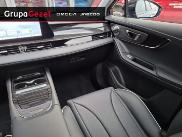 Omoda 5 1.6 T-GDI 147KM 2025 Omoda Omoda 5 czerwone akcenty dla wersji Premium i ubezpieczenie OC/AC za, zdjęcie 5