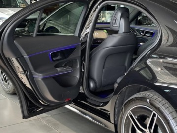 Mercedes Klasa E W214 Sedan 2.0 220d 197KM 2025 E Klasa 220 d 4-Matic AMG 2.0 (197KM) 2025, zdjęcie 19