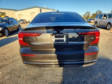 Volvo S60 III 2024 Volvo S60 Plus 2024 2.0 Benzyna 247KM, zdjęcie 2