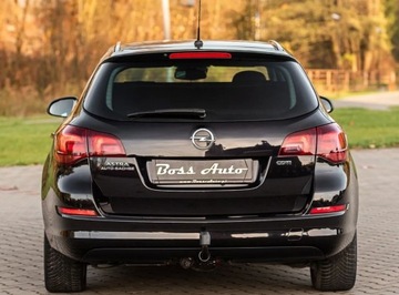Opel Astra J Sports Tourer 1.7 CDTI ECOTEC 125KM 2011 Opel Astra 1,7CDTI COSMO Chip na 155KM Xenon Ledy Pol Skora Full Alu Polec, zdjęcie 10