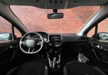 Peugeot 208 I Hatchback 3d 1.2 VTI 82KM 2013 Peugeot 208 Czujniki Parkowania Climatronic Alu Gwarancja w cenie Warszaw, zdjęcie 4
