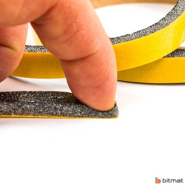 Лента пенопластовая уплотнительная от шума и холода 5х10х1000мм