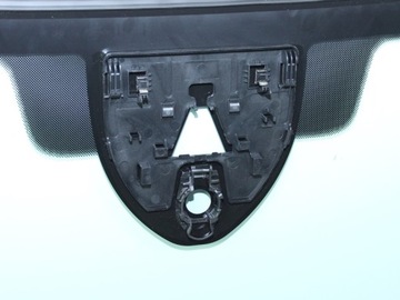 NOVÁ SKLO (OKNO) PŘEDNÍ ČELNÍ SKODA OCTAVIA 3 III KAMERA SENSOR 2017-2020