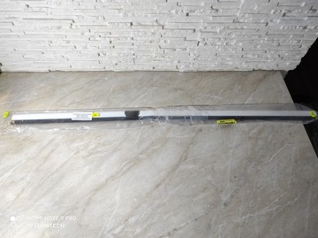 Уплотнитель дверной щетки 1м: 37мм Tesa белый