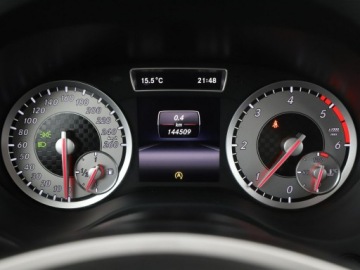 Mercedes Klasa A W176 Hatchback 5d Facelifting 180 d 109KM 2015 Mercedes A 180 A180 CDI Urban Klimatyzacja, zdjęcie 21