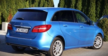 Mercedes Klasa B W246 Sports Tourer Facelifting 1.6 180 BlueEFFICIENCY Edition 122KM 2016 Mercedes-Benz Klasa B (Nr.024) 1.6 122 KM Nawigacja Kliamtyzacja Parktron, zdjęcie 3
