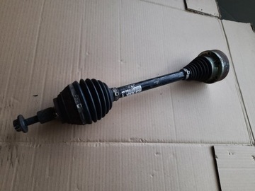 Golf VII Sportsvan 1.2 Tsi Półoś lewa przegub