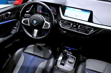 BMW Seria 2 G42-U06 Active Tourer 1.5 218i 136KM 2021 BMW Seria 2 218iFotel SportowyM SportShadow LineLED Fog LightsStep Tronic, zdjęcie 11