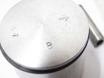 Андреа Пинаско Yamaha Minarelli MBK 70 поршень