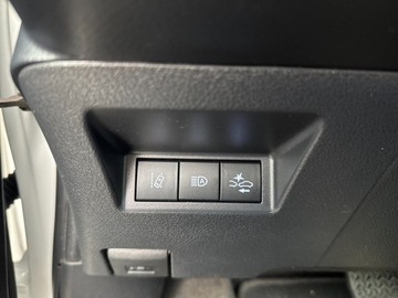 Toyota Yaris III Hatchback 5d Facelifting 2017 1.5 Hybrid 100KM 2020 Toyota Yaris Hybrid 100 Active III (2011-2019) Toy, zdjęcie 16