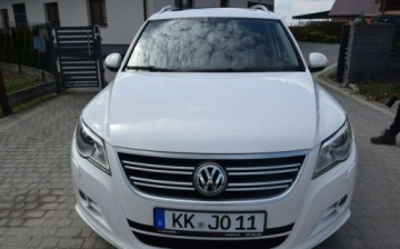 Volkswagen Tiguan I SUV 2.0 TDI CR DPF 170KM 2009 Volkswagen Tiguan 2.0TDI R-LINE 4x4 Navi Kamera 2 KPL ALU Oryginal Lakier, zdjęcie 8