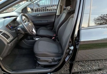 Hyundai i20 I Hatchback 5d Facelifting 1.4 CVVT 100KM 2014 Hyundai i20 2014 1.4 Benzyna 100KM Automatyczna skrzynia biegów, zdjęcie 23