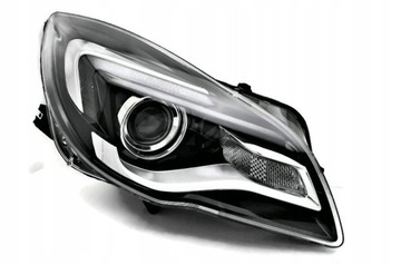 OPEL INSIGNIA A LIFT 2013-17 REFLEKTOR PRAWY Z LED