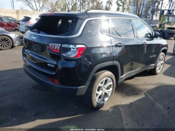 Jeep Compass II 2024 Jeep Compass Latitude 2024 2.0 Benzyna 200KM, zdjęcie 5