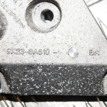 JAGUAR F-PACE NAPÍNÁK PÁSKU Z ÚCHYTEM X761 3.0 D 221KW 9X23-8A610-BA