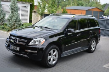 Mercedes Klasa GL X164 Off-roader Facelifting 450 340KM 2011 Mercedes GL 450 340 KM 4Matic 7G-TRONIC 2011r
