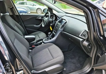 Opel Astra J Sedan 1.4 Turbo ECOTEC 140KM 2013 Opel Astra BENZYNA nawigacja SEDAN super okazja POLECAMY 1.4, zdjęcie 36