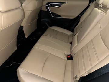 Toyota RAV4 V SUV Facelifting 2.5 Hybrid Dynamic Force 222KM 2025 Executive 2.5 Hybrid AWD 222KM | Podgrzewane fotele!, zdjęcie 11