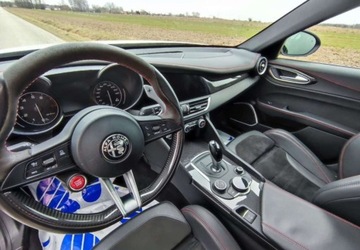 Alfa Romeo Giulia II Sedan 2.9 V6 510KM 2017 Alfa Romeo Giulia Alfa Romeo Giulia 2.9 V6 Bi-Turbo AT8 Quadrifoglio 2.9, zdjęcie 11