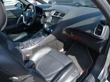 DS 5 Hatchback (Citroen) 2.0 HDi Hybrid4 200KM 2013 Citroen DS5 200 koni Sport 4x4 Masaż Pamięć Skóra Navi Panorama Keyles Ledy, zdjęcie 18