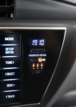 Toyota Auris II 2017 Toyota Auris Hybrid 135 Active 1.8 Hybryda 136KM, zdjęcie 36