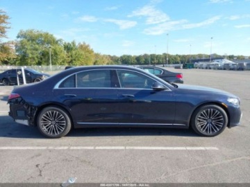 Mercedes Klasa S W223/V223 2023 Mercedes-Benz Klasa S 500 4Matic 2023 3.0l 3.0 Benzyna 429KM, zdjęcie 6