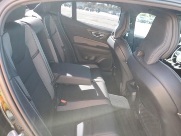 Volvo S60 III 2024 Volvo S60 Plus 2024 2.0l 2.0 Benzyna 247KM, zdjęcie 10