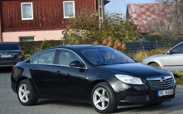 Opel Insignia I Sedan 1.6 Turbo ECOTEC 180KM 2010 Opel Insignia 1.6TB Navi Czujniki Parkowania Sprowadzony Oplacony 1.6
