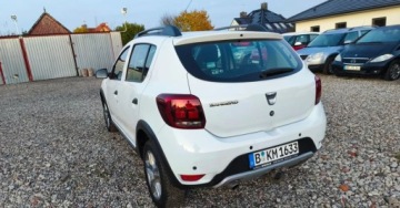 Dacia Sandero II Hatchback 5d Facelifting 0.9 TCe 90KM 2017 Dacia Sandero Stepway Dacia Sandero Stepway 0.9 TCe Laureate SampS Easy-R, zdjęcie 9