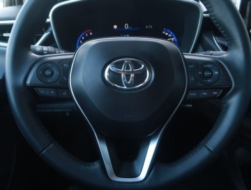 Toyota Corolla XII Sedan 1.5 VVT-i 125KM 2022 Toyota Corolla 1.5 VVT-i, Salon Polska, zdjęcie 17