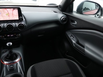 Nissan Juke II Crossover 1.0 DIG-T 117KM 2020 Nissan Juke 1.0 DIG-T, Navi, Klima, Klimatronic, zdjęcie 7