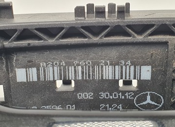 KLIKA DVEŘE LEVÝ ZADNÍ 040 MERCEDES GLK X204