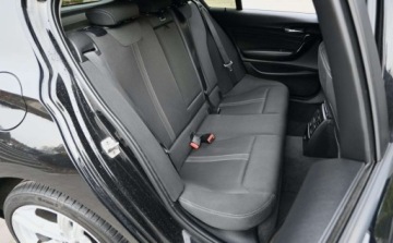BMW Seria 1 F20-F21 Hatchback 5d Facelifting 2015 118d 150KM 2016 BMW Seria 1 2,0D 150 KM SPORT-LINE Full Led Nawigacja Klimatronik 2.0 150KM, zdjęcie 27