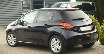 Peugeot 208 I Hatchback 5d Facelifting 1.2 PureTech 82KM 2017 Peugeot 208 (Nr.008) 1.2 82 KM Style Navi Klima Tempomat Parktronik Gwaran, zdjęcie 6
