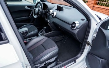 Audi A1 I Hatchback 3d 1.4 TFSI 185KM 2012 Audi A1 Sportback S-LINE 1.4 T 185ps Navi Ledy BiXenony Klimatronik Polsko, zdjęcie 7