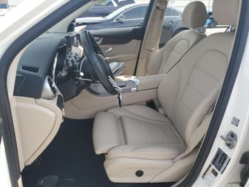 Mercedes GLC C254/X254 2022 Mercedes-Benz GLC 300 4Matic 2022 2.0l 2.0 Benzyna 255KM, zdjęcie 7