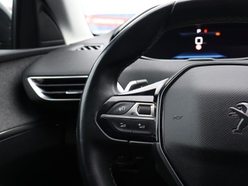 Peugeot 3008 II Crossover Facelifting  1.2 PureTech 130KM 2021 Peugeot 3008 1.2 PureTech, Salon Polska, Automat, zdjęcie 15