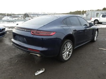 Porsche Panamera II Liftback 3.0 330KM 2019 Porsche Panamera PORSCHE PANAMERA BASE, 2019r., 3.0L 3.0 Benzyna 330KM, zdjęcie 3